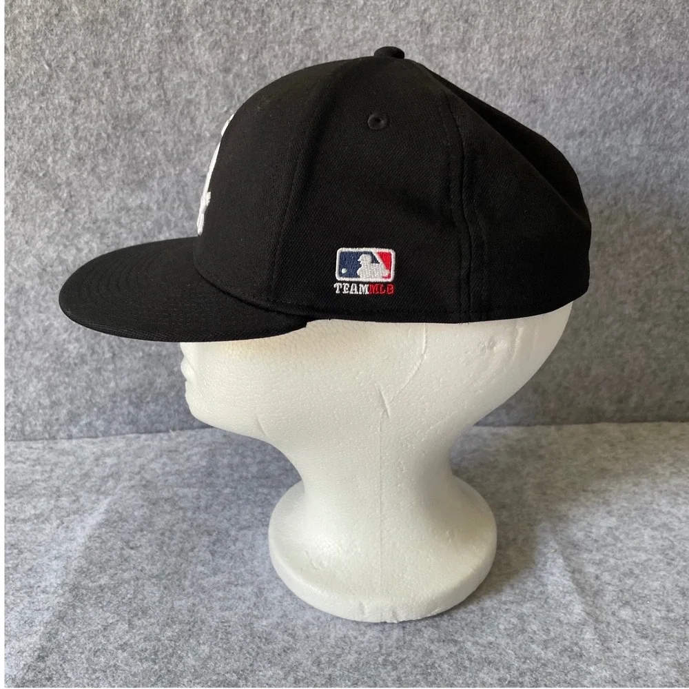 OC Sports 2020 Chicago White Sox MLB Cap Black A-Flex Stretch Fit Cap S/M Q3 Eco